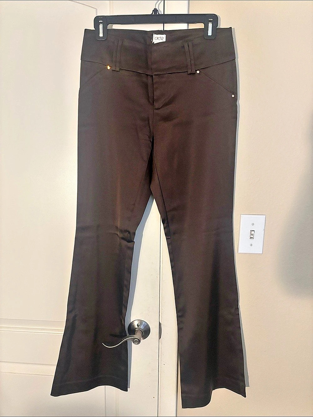 Women’s Caché Style 5616 burgundy/ brown satin flair pants Size 4